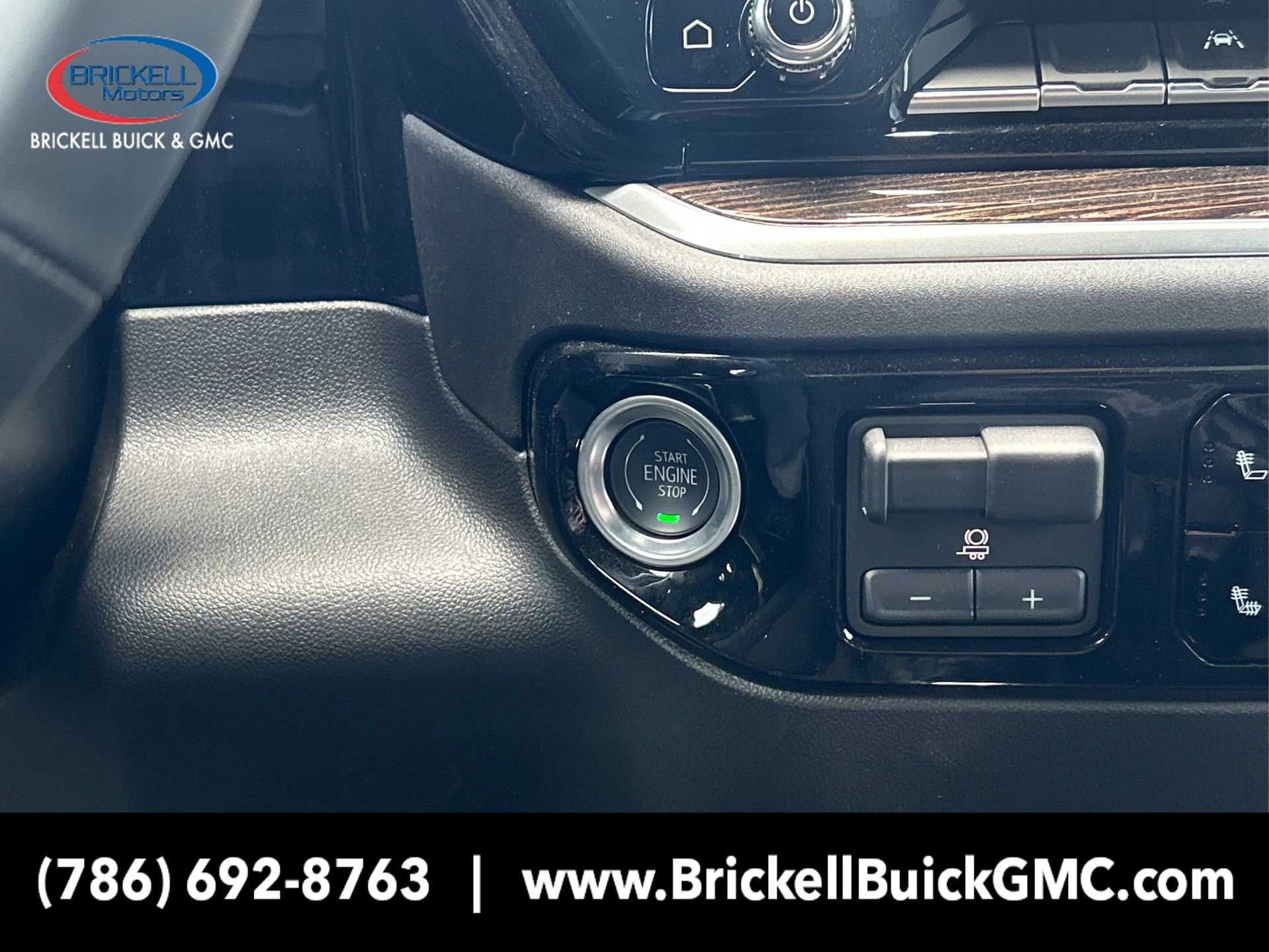 New 2025 GMC Sierra 1500 Elevation image 29