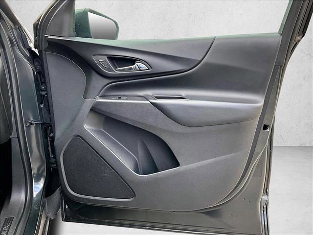 Used 2019 Chevrolet Equinox LT image 19