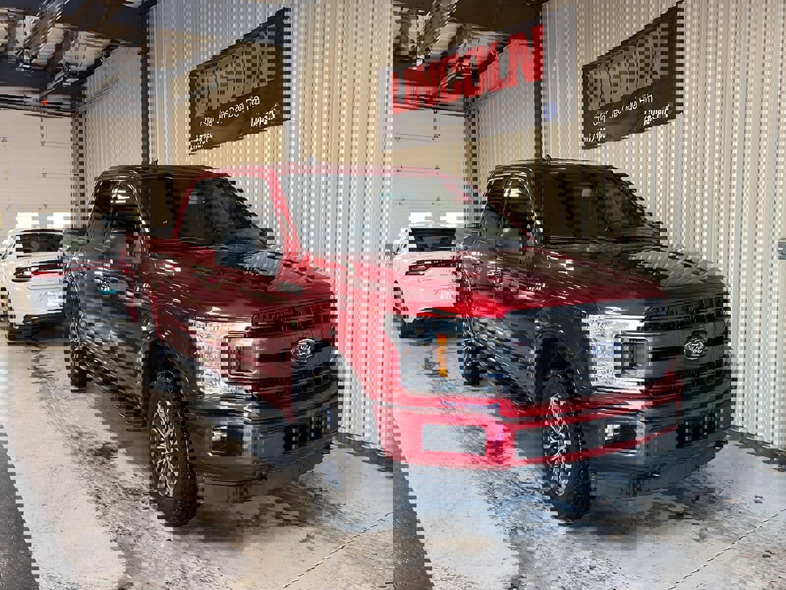 Used 2019 Ford F150 XLT w/ Equipment Group 301A Mid image 4