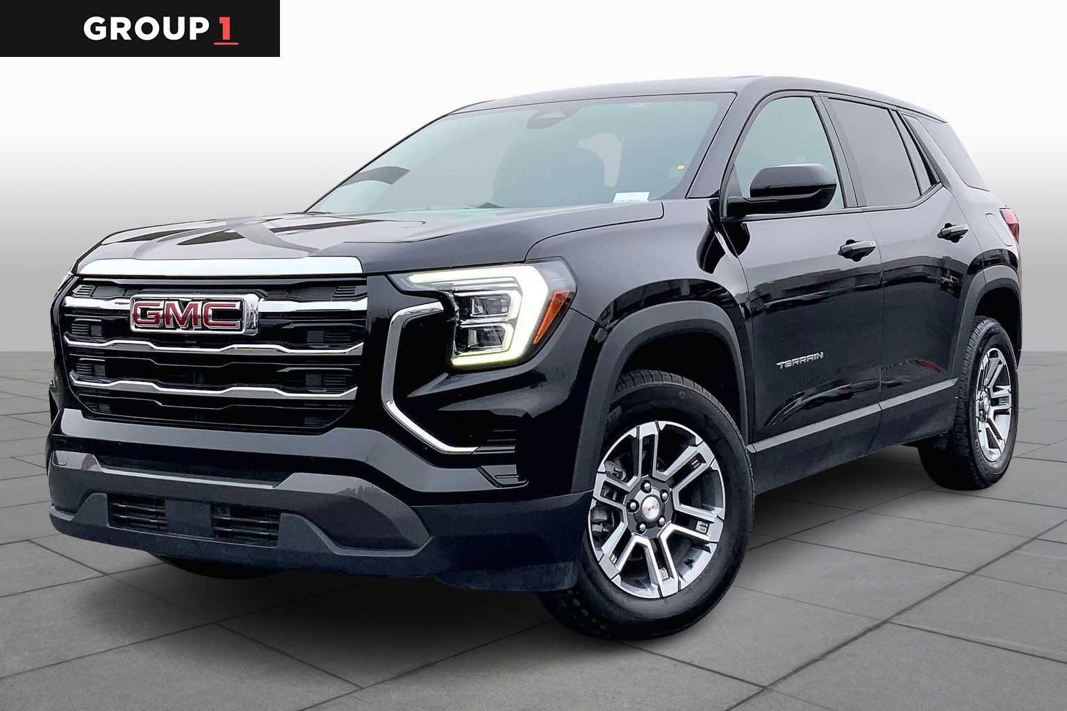 Used 2025 GMC Terrain Elevation