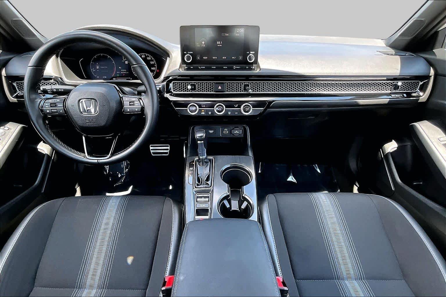 Used 2023 Honda Civic Sport image 16
