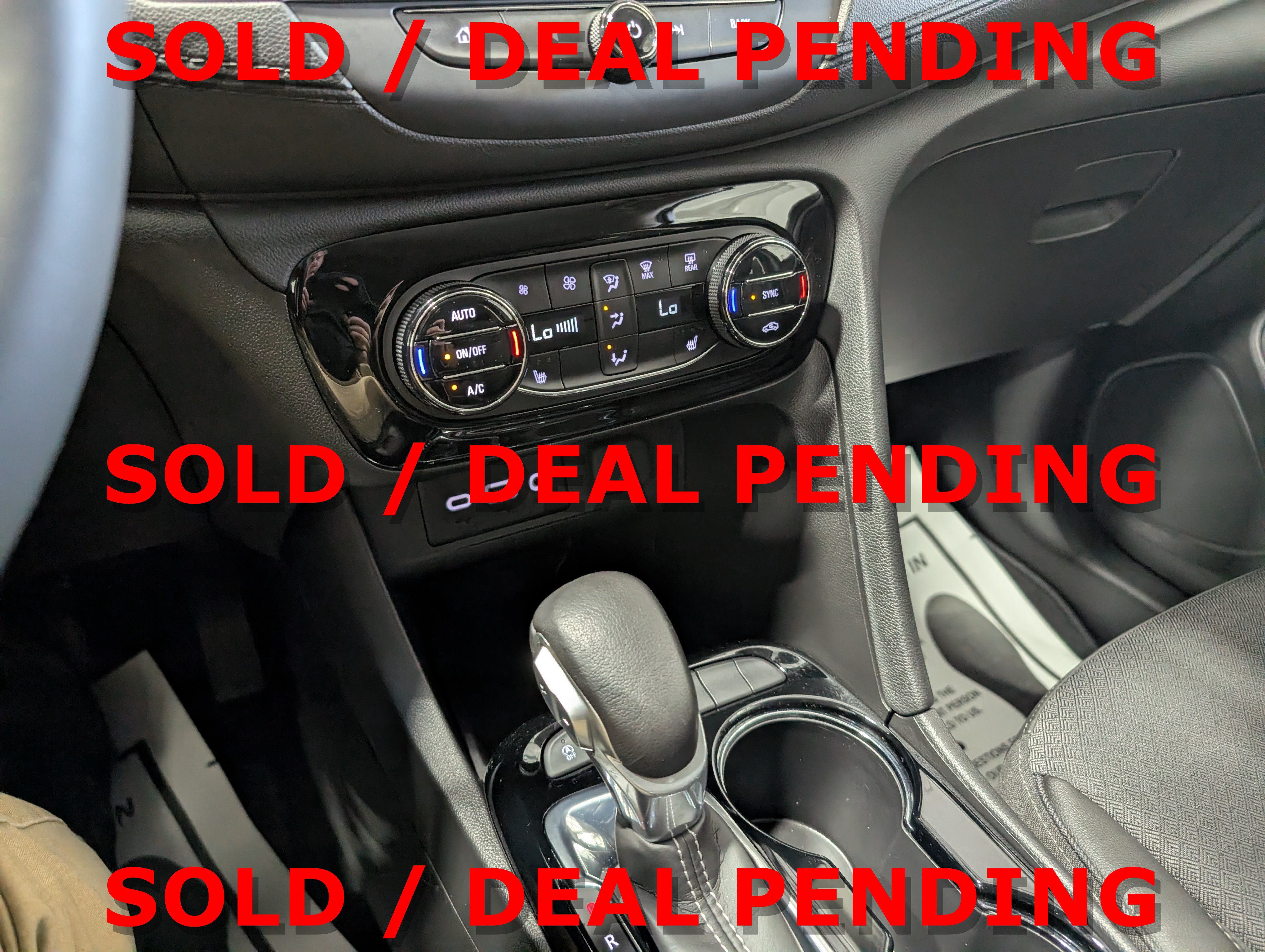 Used 2023 Buick Encore GX Select w/ Sport Touring Package FWD image 23