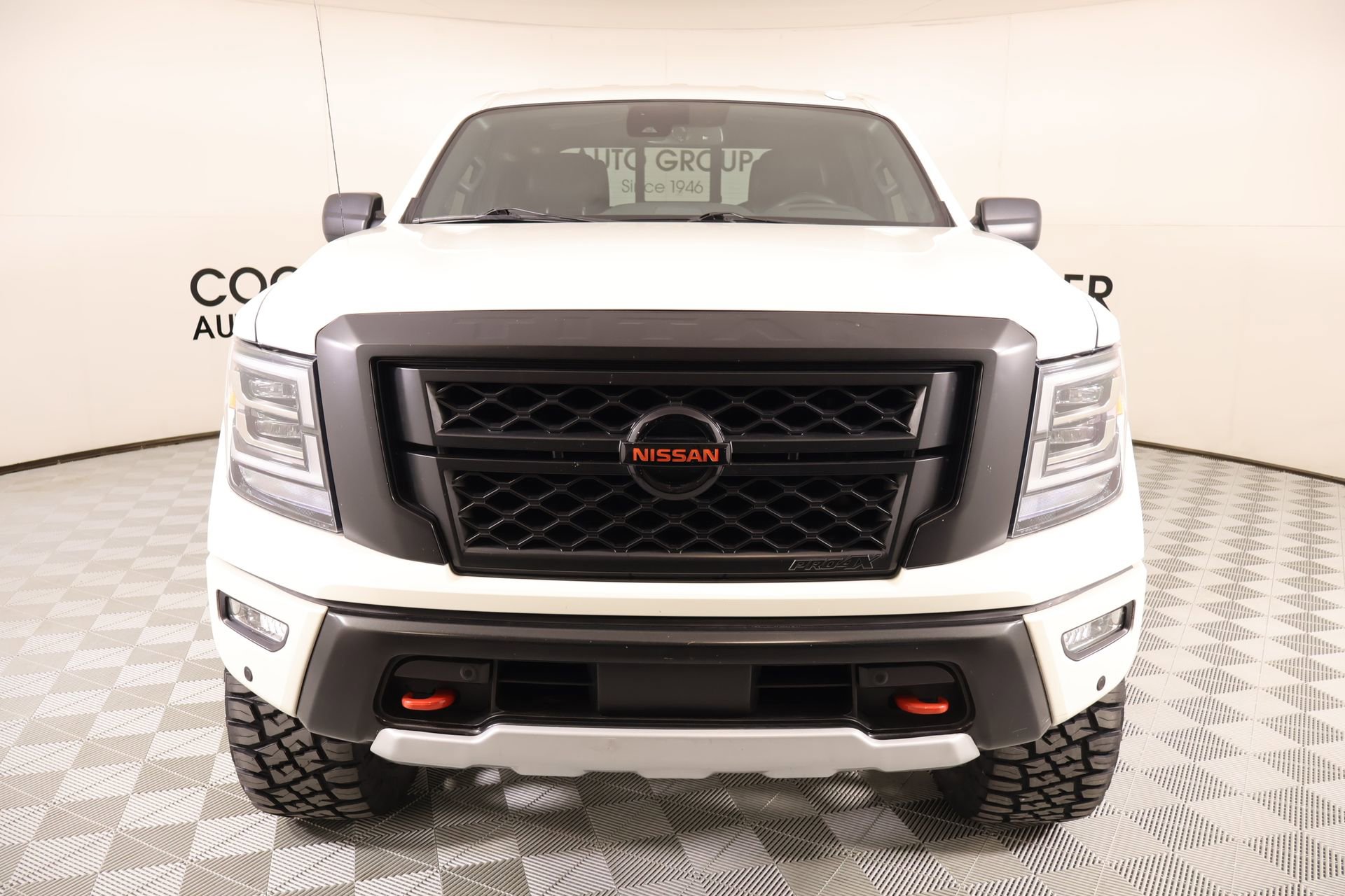 Used 2021 Nissan Titan PRO-4X w/ Pro-4x Utility Package AWD/4WD image 8