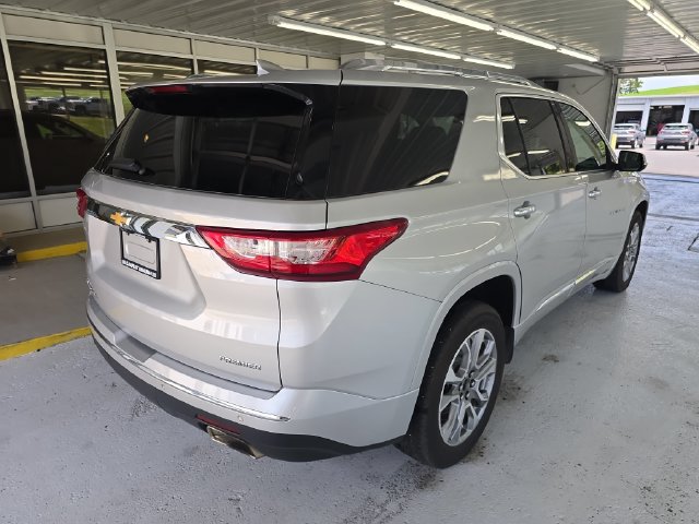 Used 2020 Chevrolet Traverse Premier AWD/4WD image 5