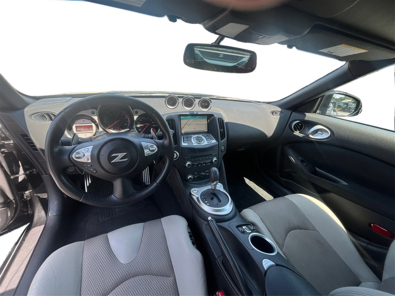 Used 2011 Nissan 370Z Touring w/ Sport Pkg image 20