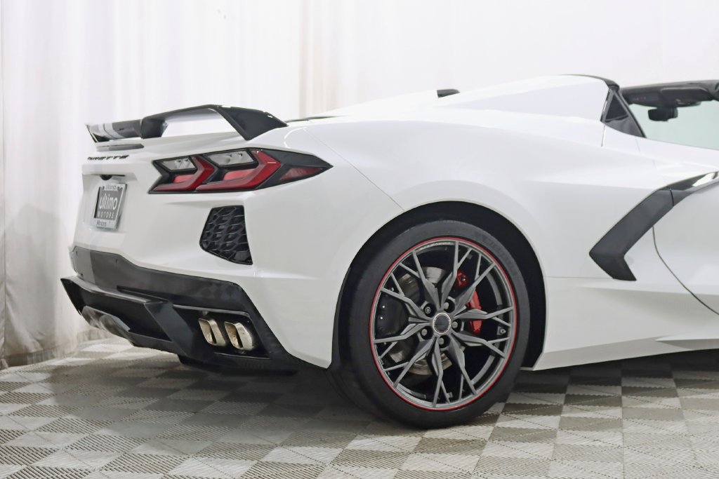 Used 2023 Chevrolet Corvette Stingray Premium Conv w/ Z51 Performance Package RWD image 10