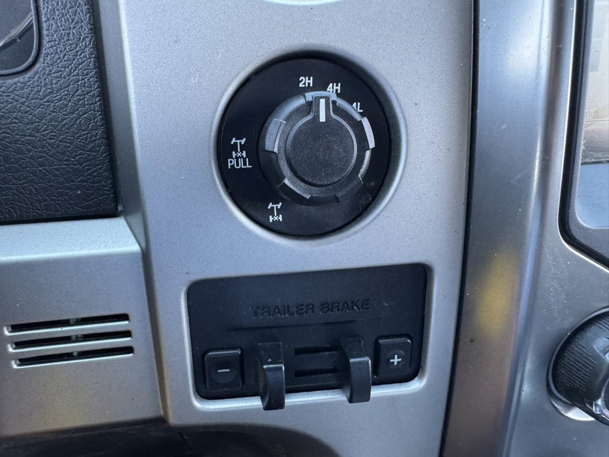 Used 2013 Ford F150 FX4 w/ Luxury Equipment Group AWD/4WD image 28