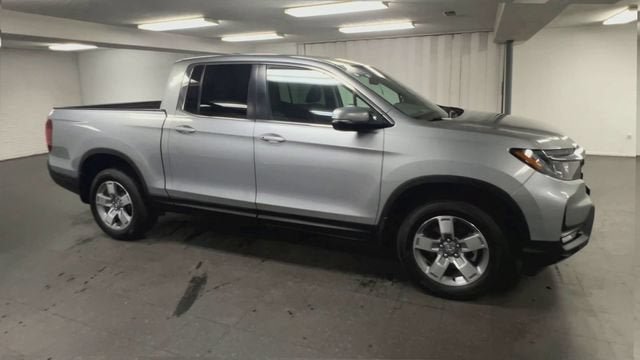 Used 2025 Honda Ridgeline RTL image 2