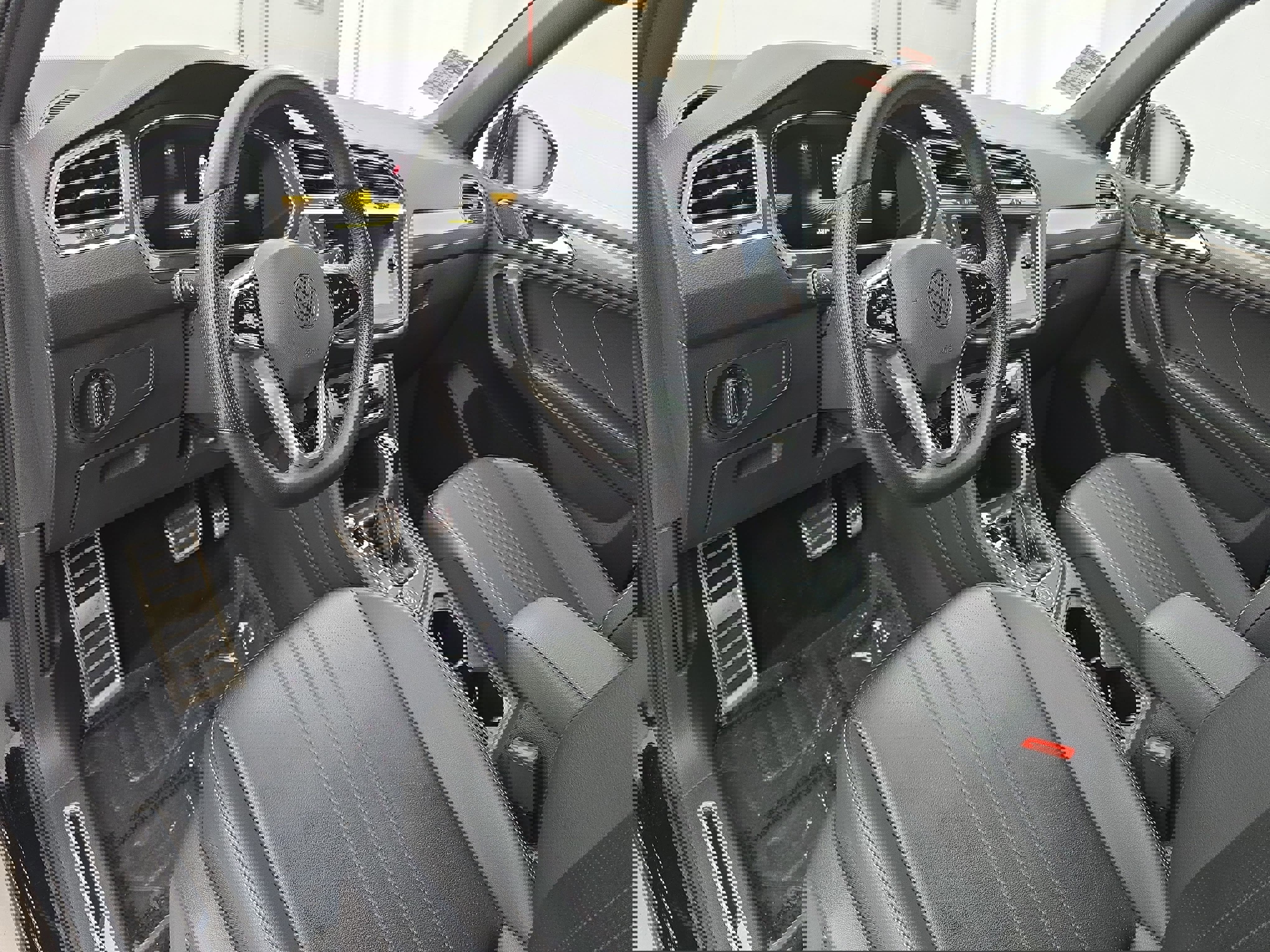 Certified 2024 Volkswagen Tiguan SE R-Line image 16