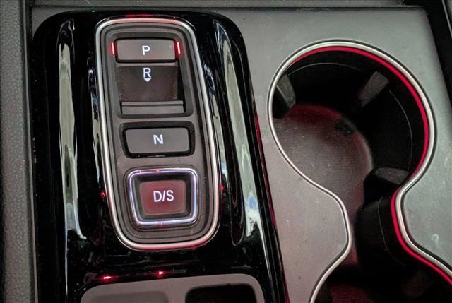 Used 2025 Honda Pilot Black Edition image 13