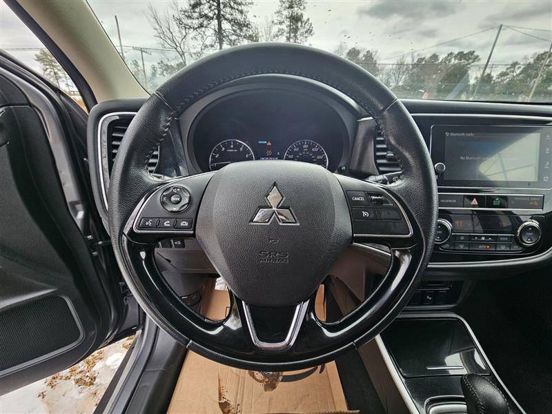 Used 2019 Mitsubishi Outlander SE image 14