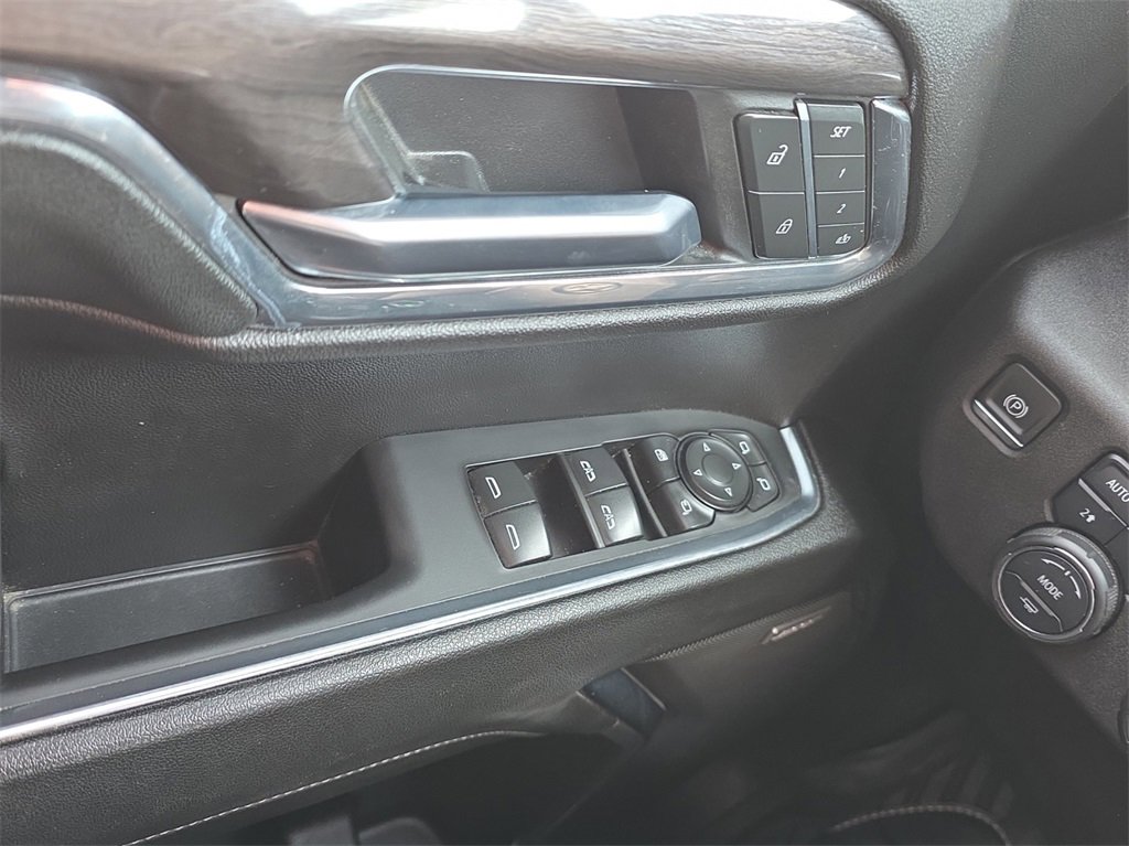 Used 2024 Chevrolet Silverado 1500 LTZ image 11