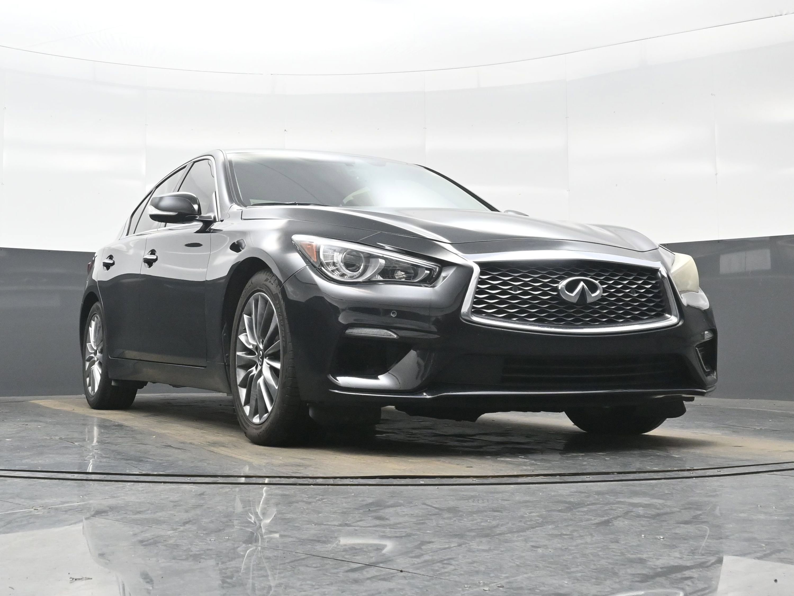 Used 2021 INFINITI Q50 Luxe image 30