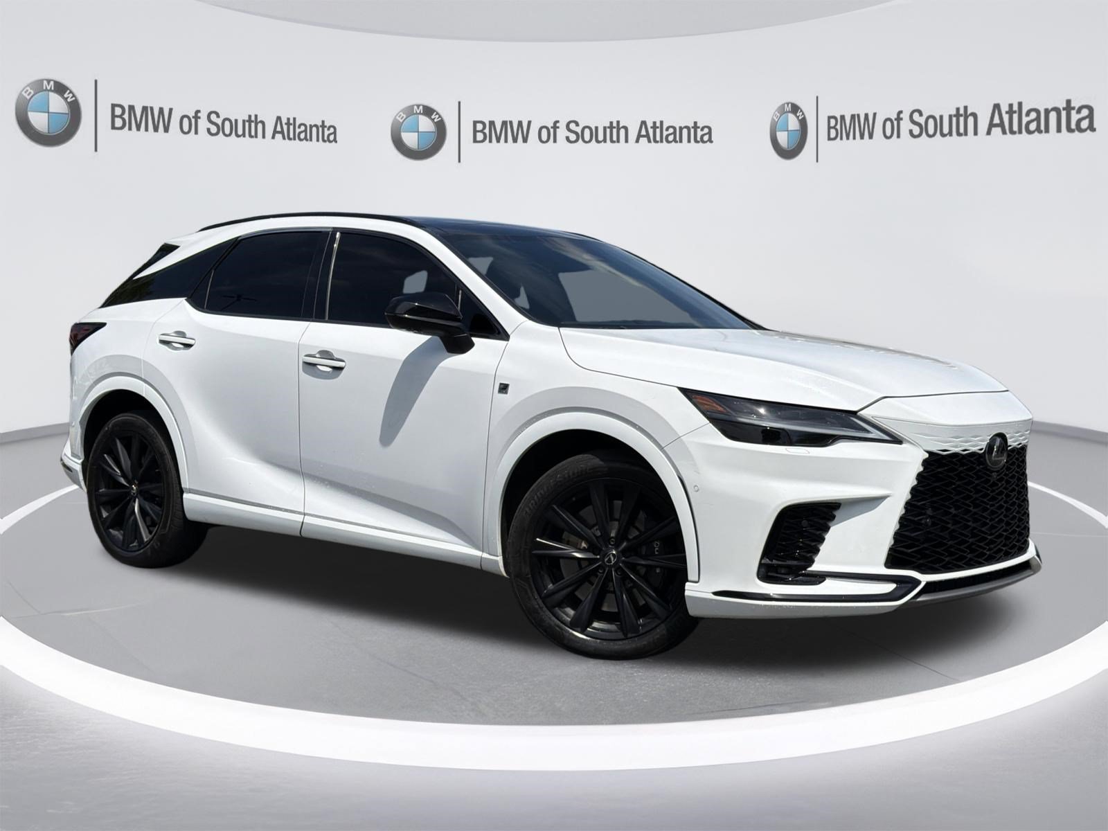 Used 2024 Lexus RX 500h F Sport w/ Convenience Package AWD/4WD image 2