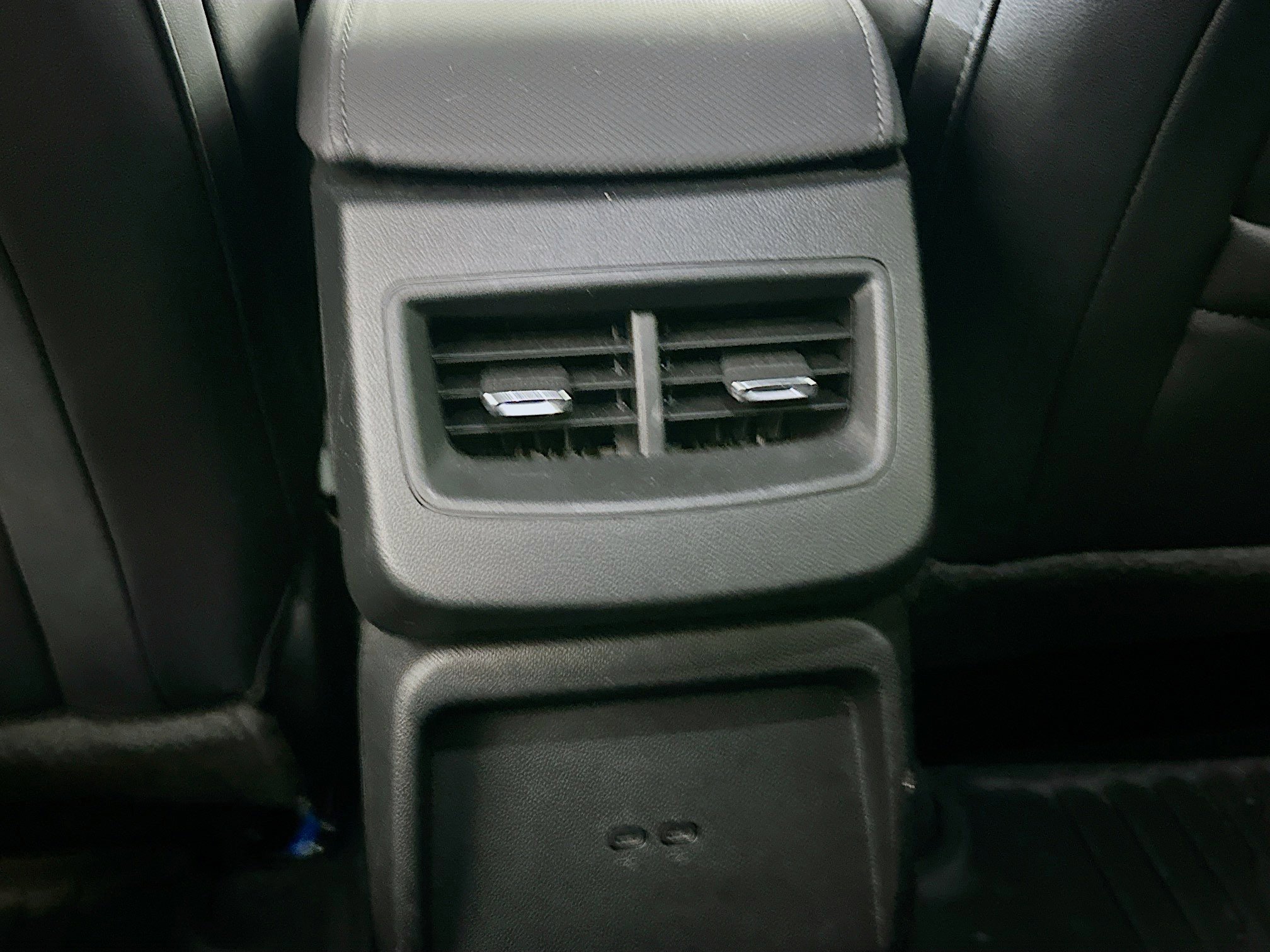 Used 2024 Chevrolet Equinox EV LT FWD image 28