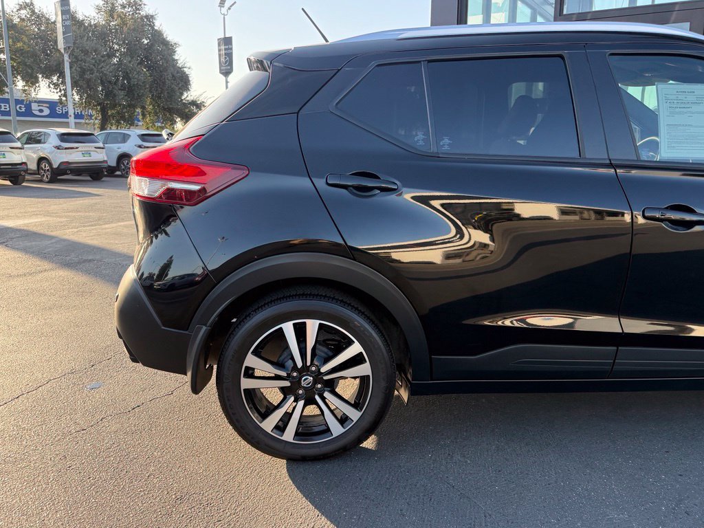 Used 2020 Nissan Kicks SV FWD image 10