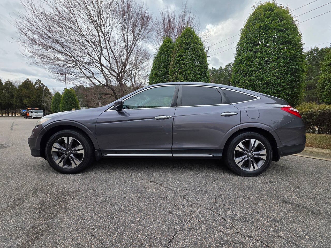 Used 2015 Honda Crosstour EX-L image 2
