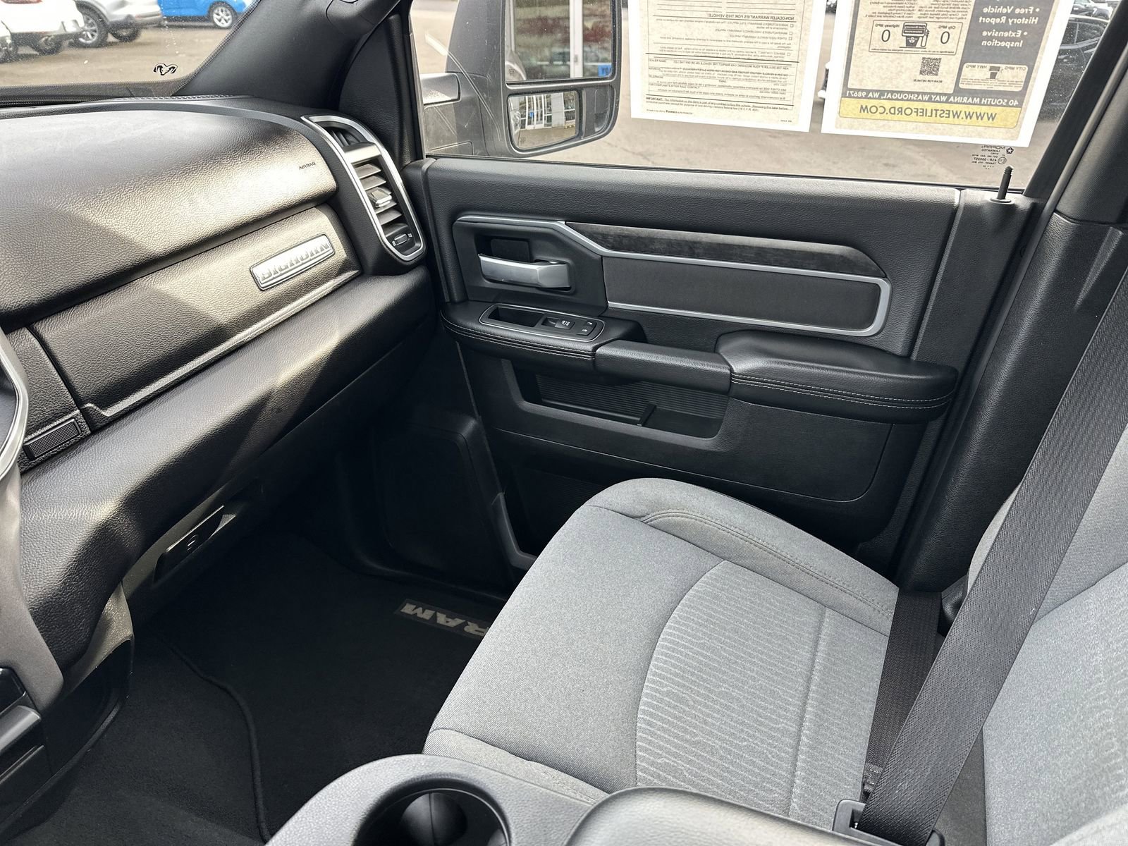 Used 2024 RAM 2500 Big Horn image 15