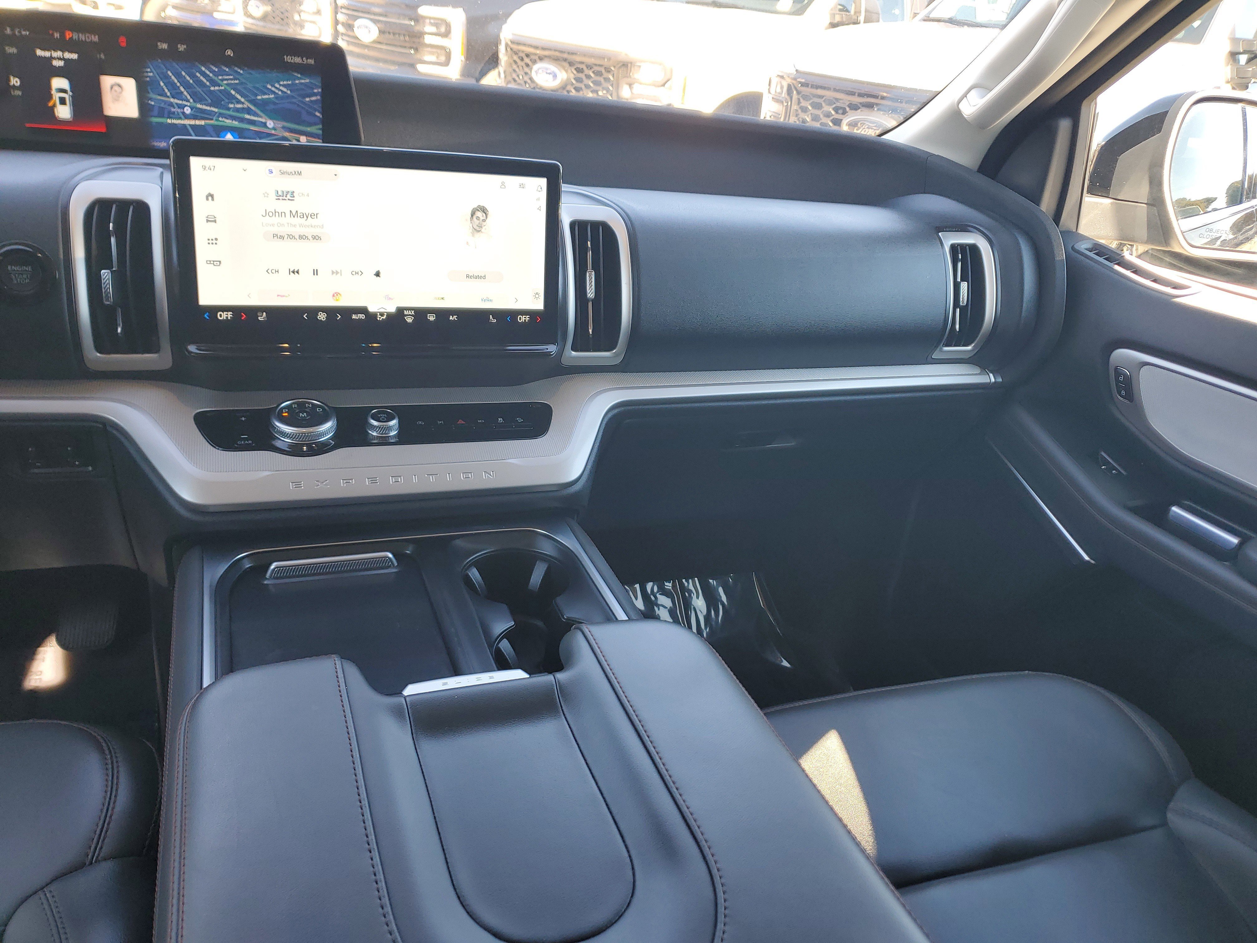 Used 2025 Ford Expedition Active image 20