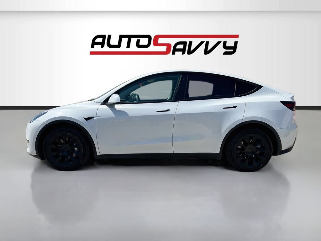 Used 2023 Tesla Model Y Long Range AWD/4WD image 4