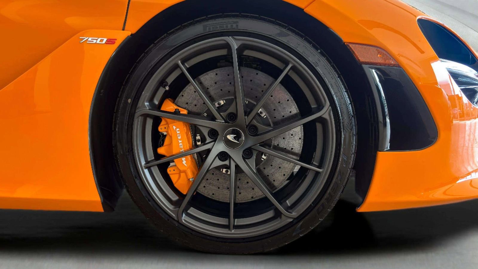 New 2026 McLaren 750S RWD image 36