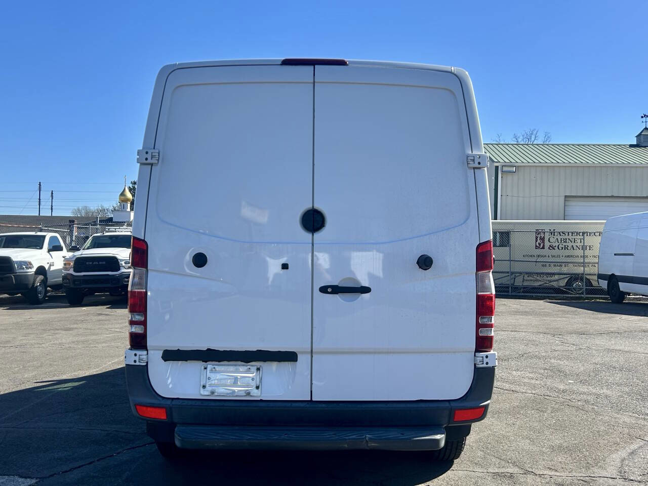 Used 2015 Mercedes-Benz Sprinter 2500 w/ Driver Comfort Package image 5