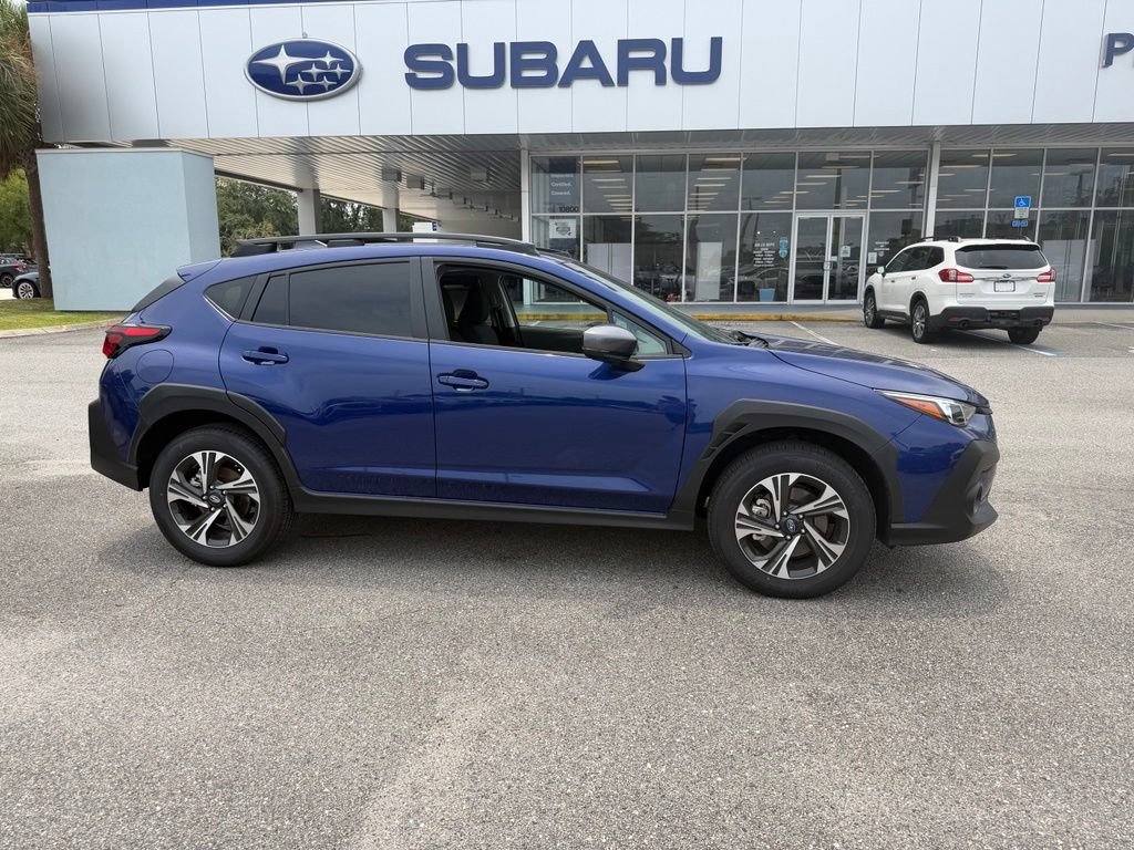 Used 2026 Subaru Crosstrek 2.5i Premium AWD/4WD image 2