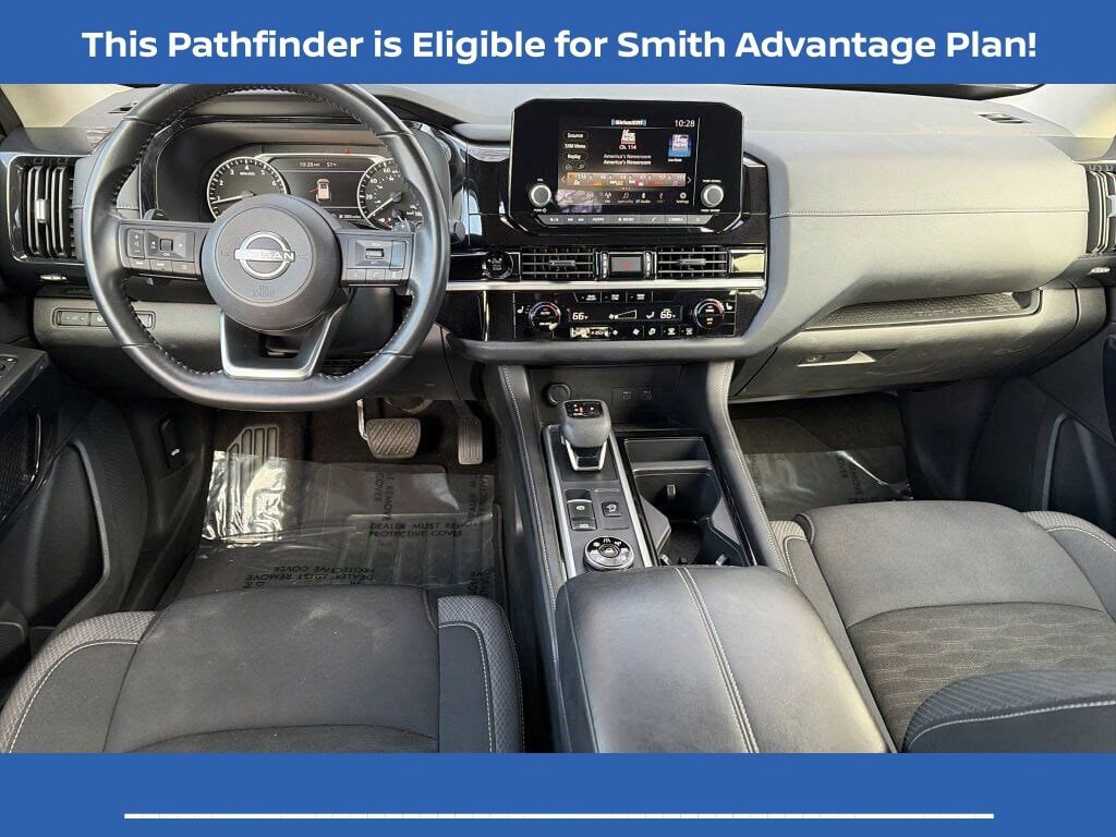 Certified 2025 Nissan Pathfinder SV image 14
