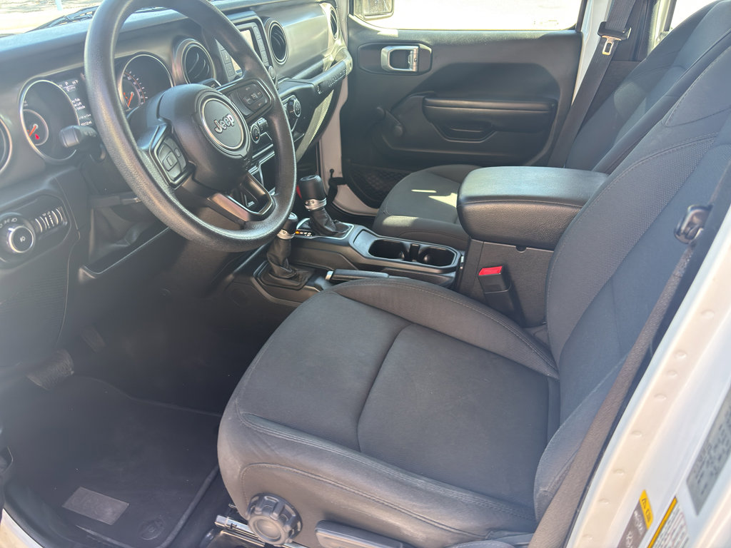 Used 2020 Jeep Wrangler Unlimited Sport AWD/4WD image 19