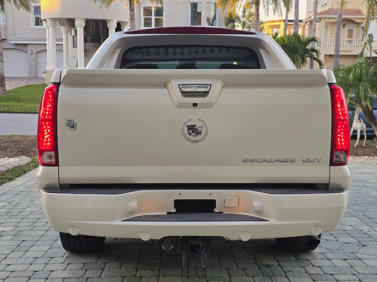 Used 2007 Cadillac Escalade EXT w/ Information Package image 21