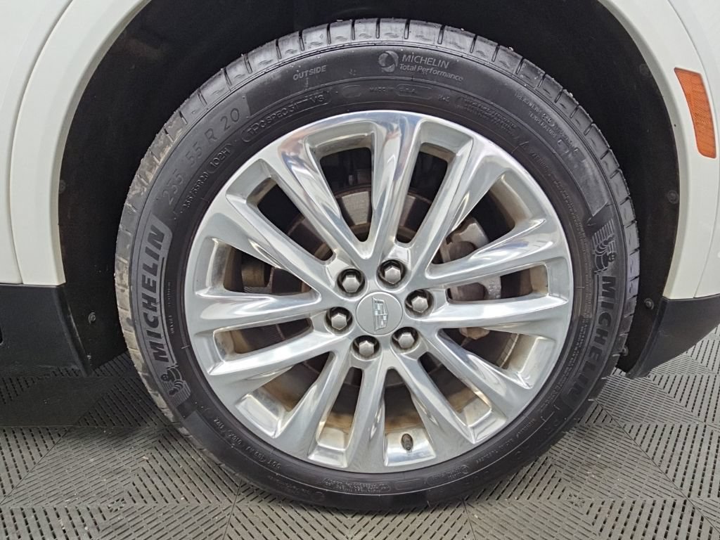 Used 2019 Cadillac XT5 Premium Luxury FWD image 47