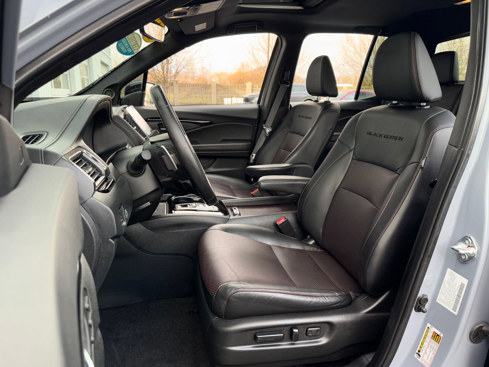 Certified 2023 Honda Ridgeline Black Edition image 12