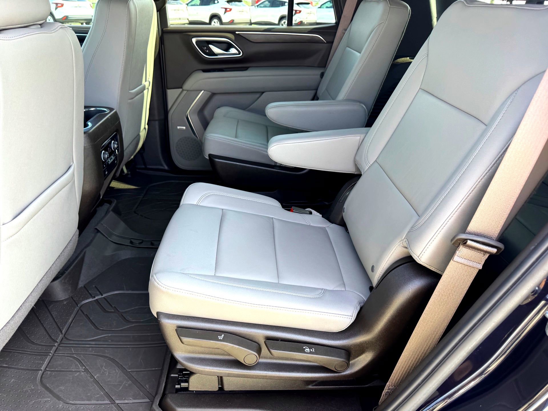 Used 2024 Chevrolet Tahoe Z71 w/ Off-Road Capability Package AWD/4WD image 20