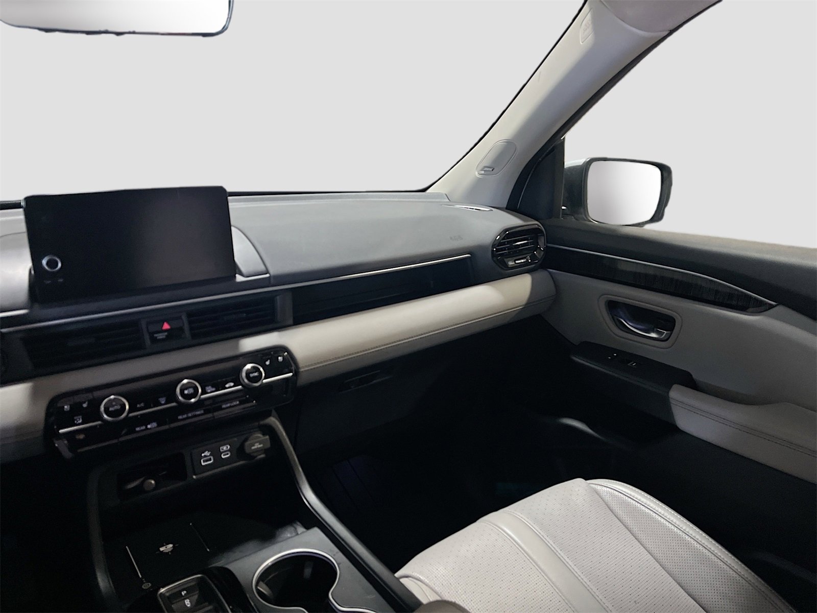 Used 2024 Honda Pilot Elite image 25