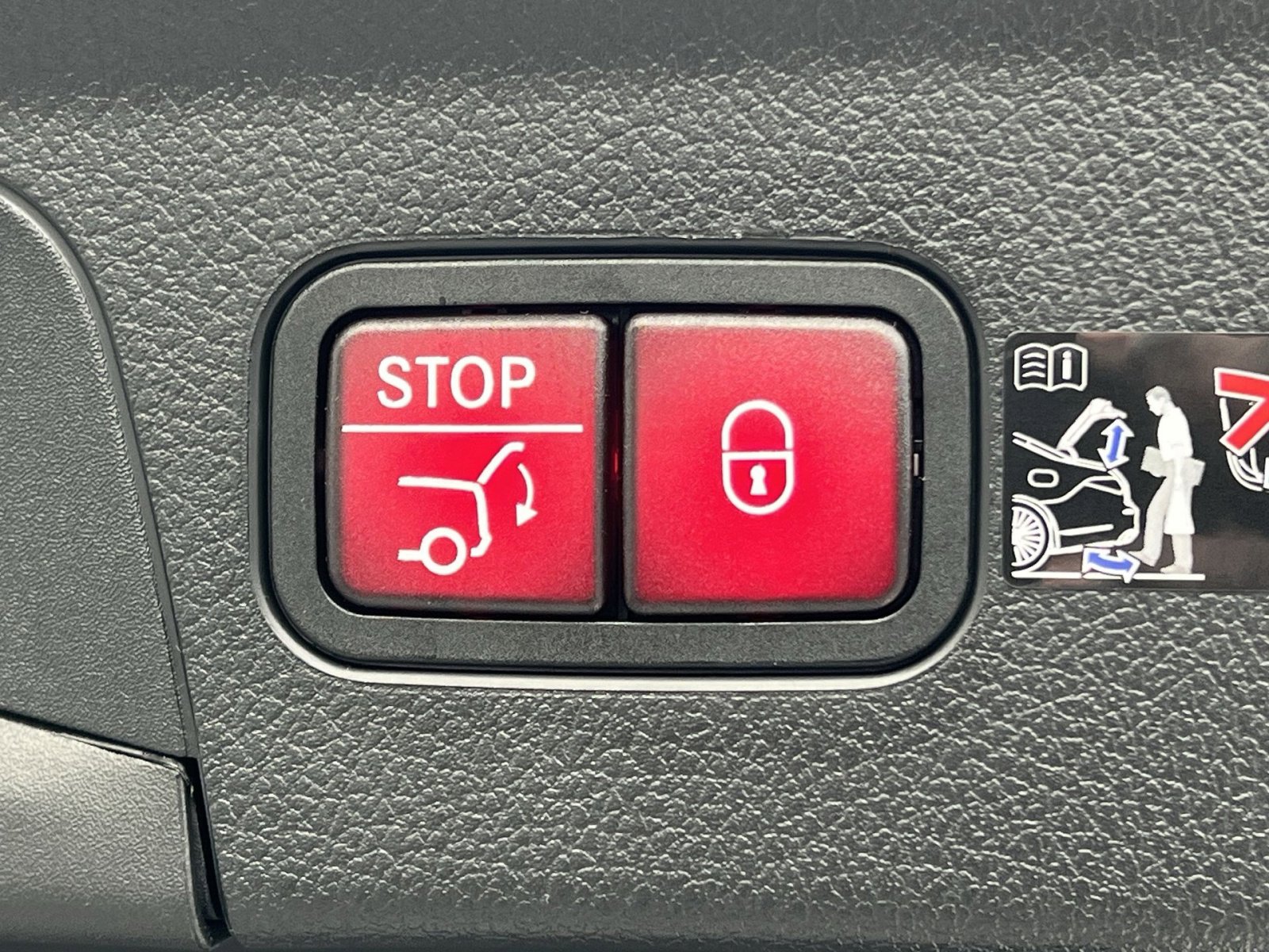 New 2026 Mercedes-Benz GLE 53 AMG 4MATIC Coupe image 25