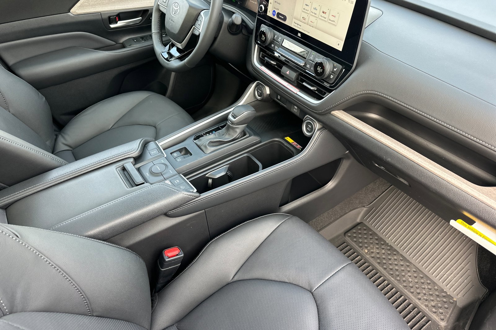 New 2026 Toyota Grand Highlander Limited image 15