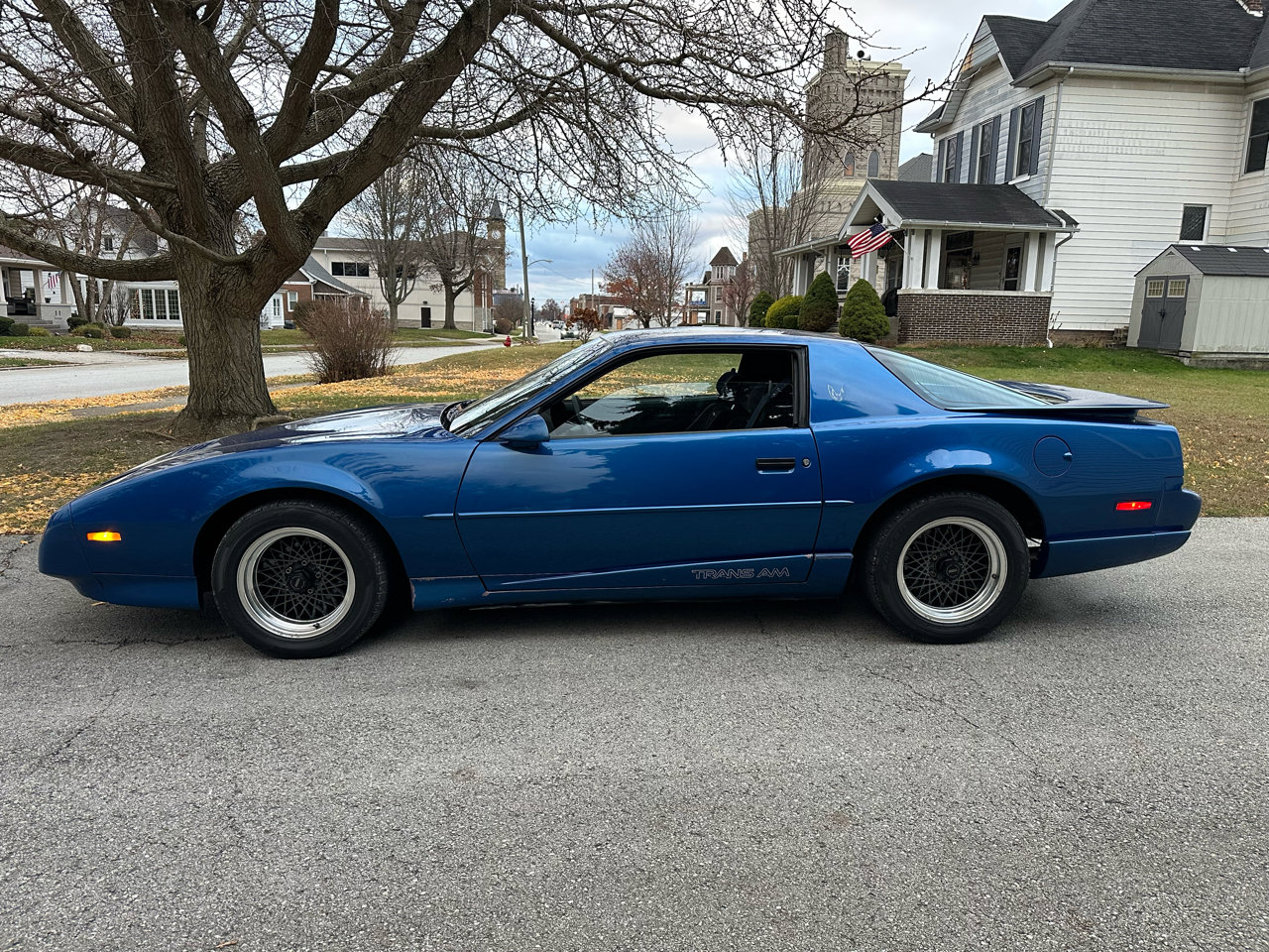 Used 1991 Pontiac Firebird Trans Am image 6