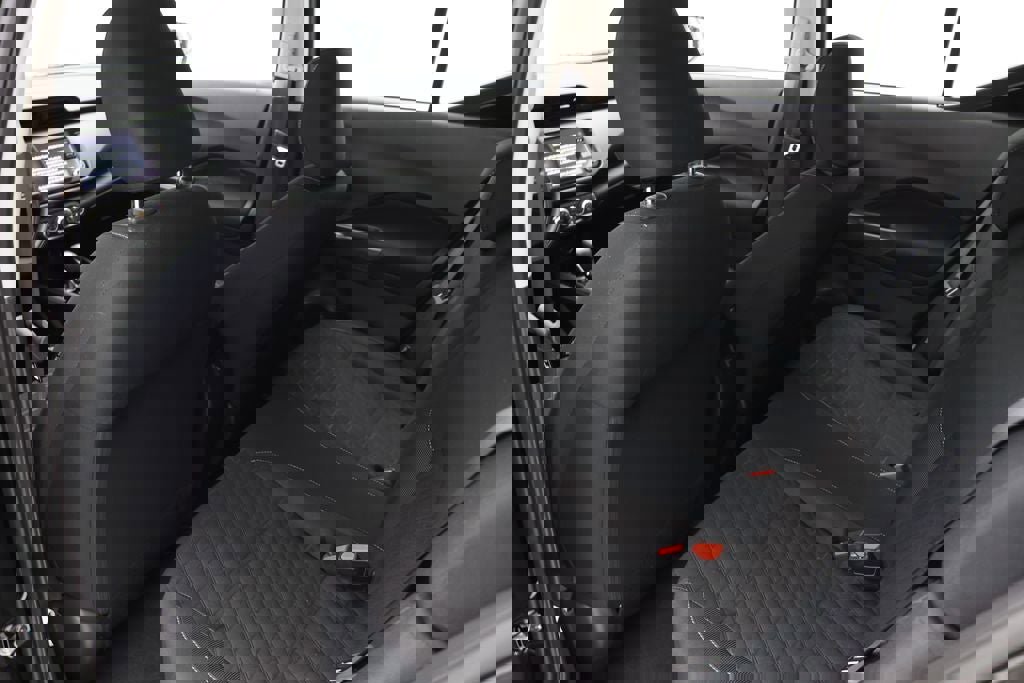 Used 2024 Nissan Kicks SV image 10