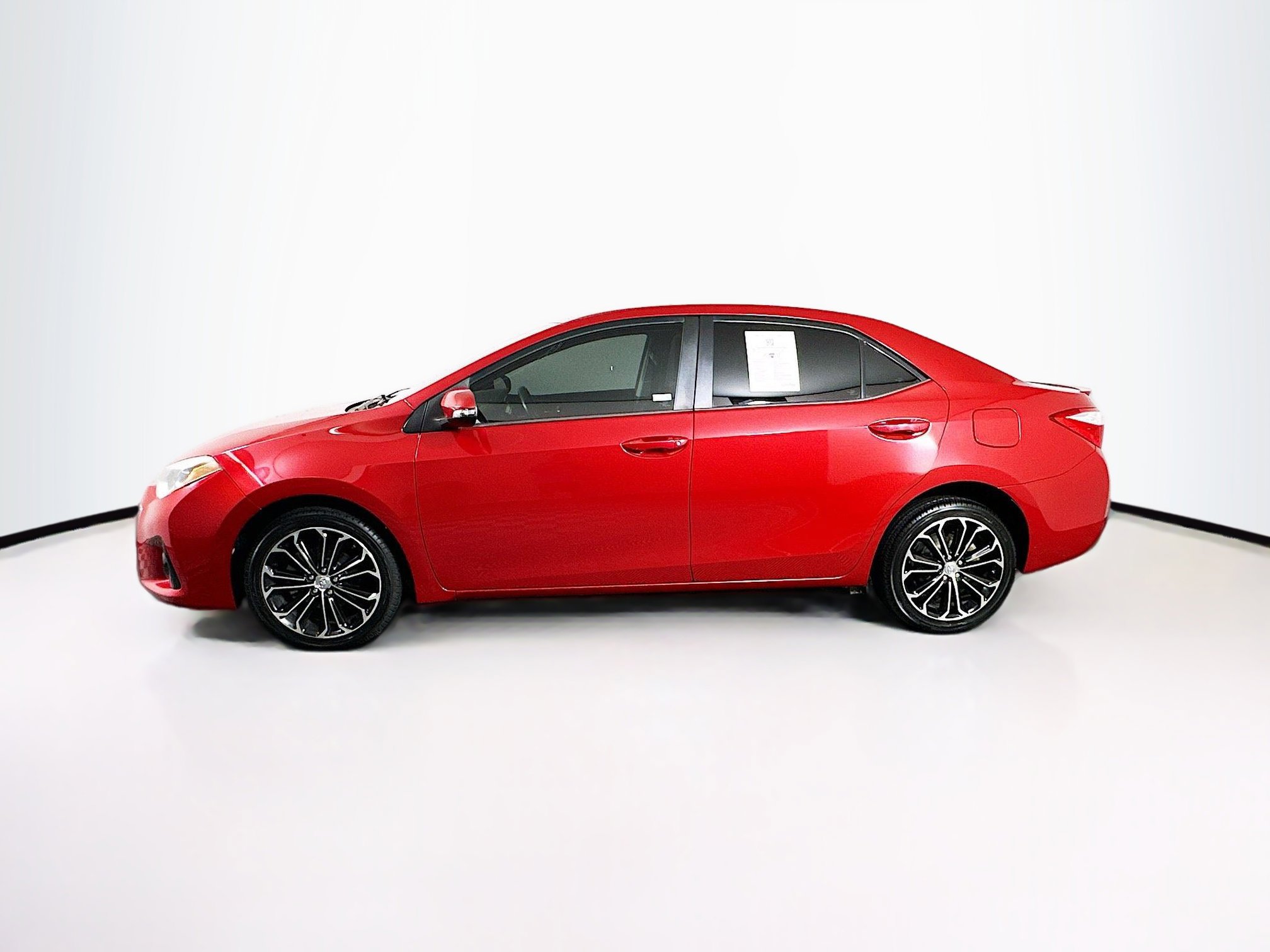 Used 2015 Toyota Corolla S Premium FWD image 4