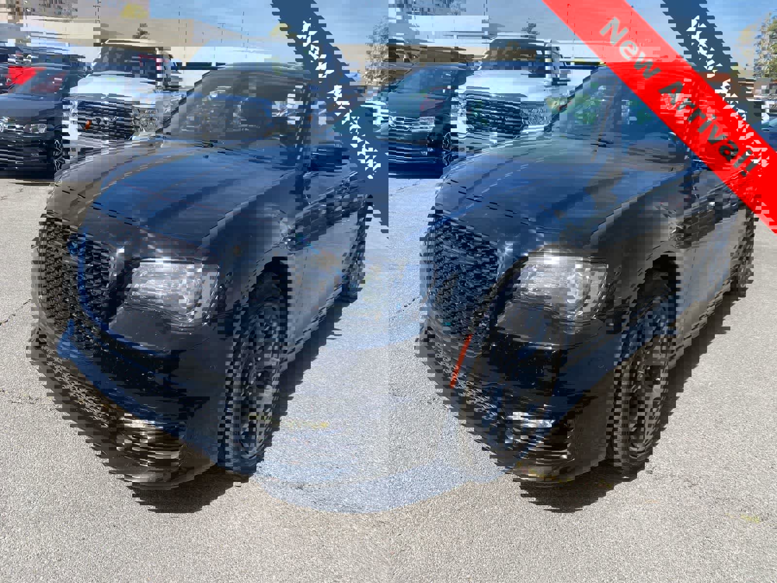 Used 2022 Chrysler 300 Touring L w/ Popular Equipment Group image 1