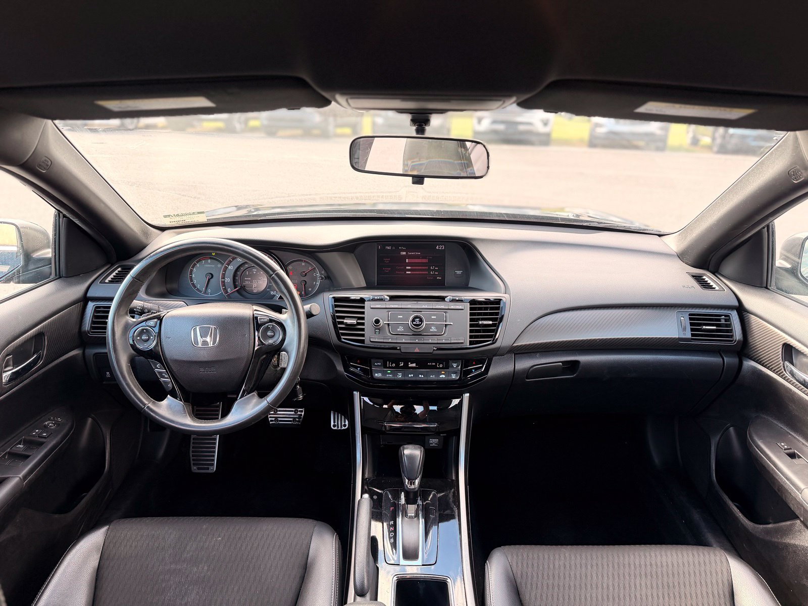Used 2017 Honda Accord Sport image 16