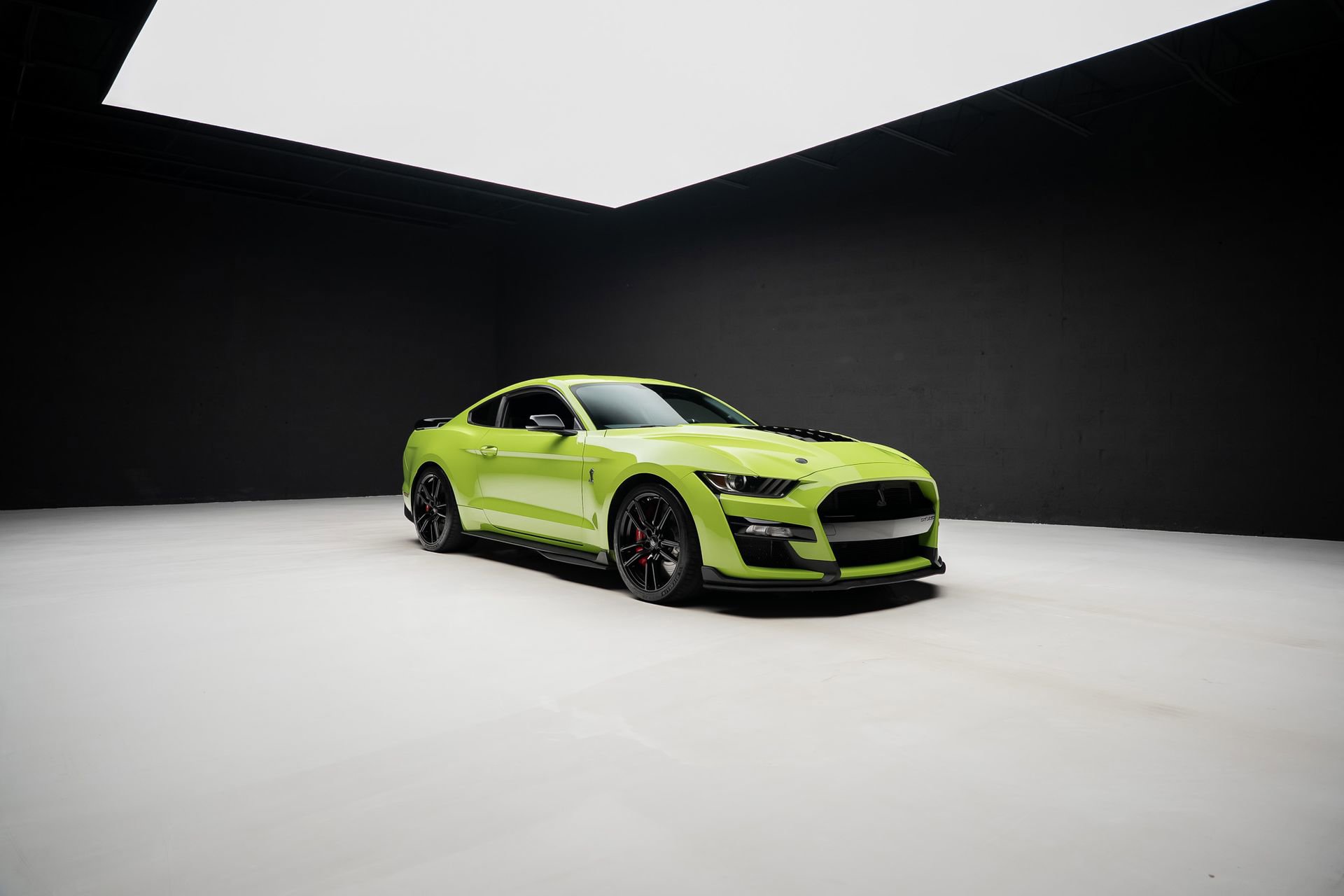 Used 2020 Ford Mustang Shelby GT500 w/ Technology Package image 86