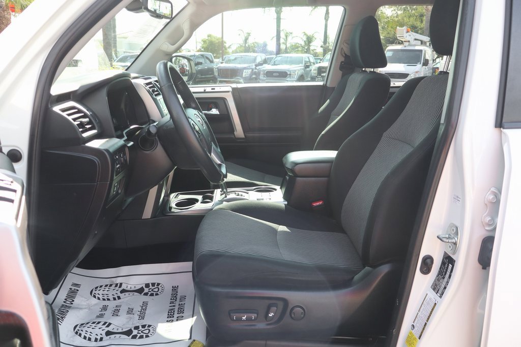 Used 2022 Toyota 4Runner SR5 image 16