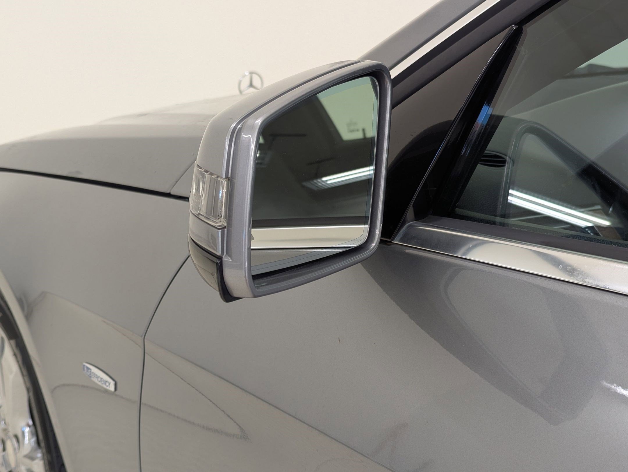 Used 2012 Mercedes-Benz E 350 4MATIC Sedan image 26