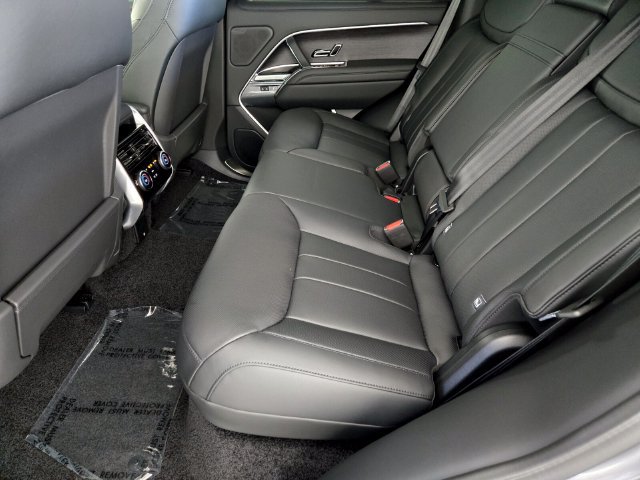 New 2026 Land Rover Range Rover SE AWD/4WD image 5
