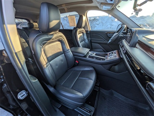 Used 2024 Lincoln Aviator Reserve w/ Equipment Group 201A image 24