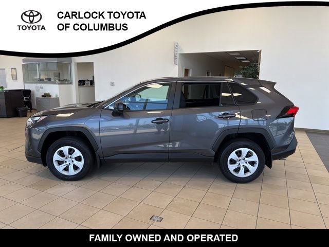 Used 2023 Toyota RAV4 LE AWD/4WD image 2