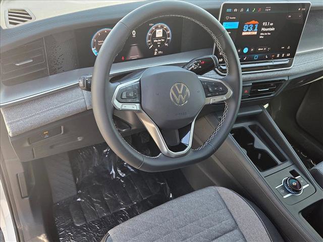 New 2025 Volkswagen Tiguan S image 3