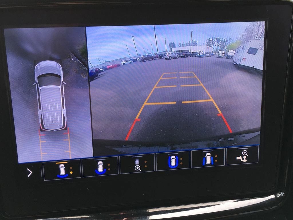 Used 2020 Chevrolet Traverse RS w/ LPO, Floor Liner Package image 17