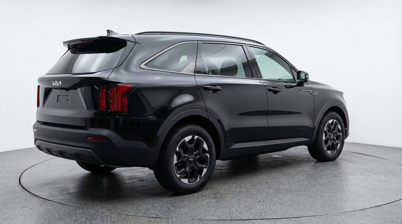 Used 2024 Kia Sorento S image 9